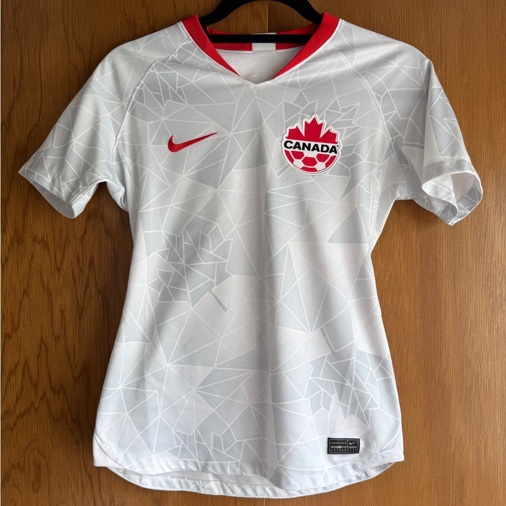 Nike White and Red Women’s Team Canada Soccer Jersey (S)